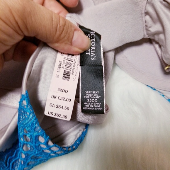 NWT Victoria's Secret Push Up padded bra 32DD - Picture 3 of 7